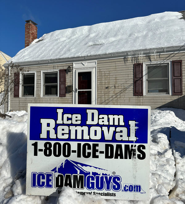Ice dam on roof in Hyde Park, January 2026